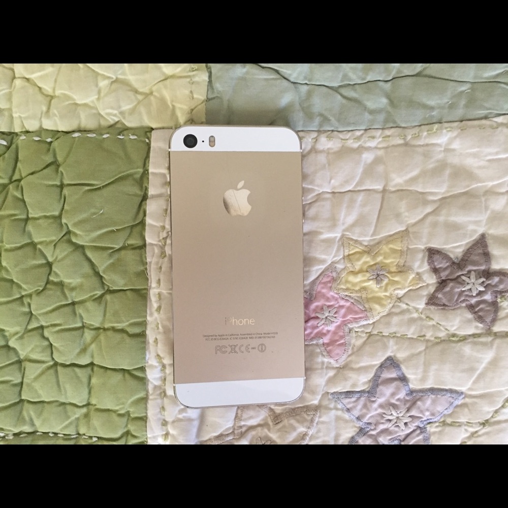 iPhone 5S- Cracked